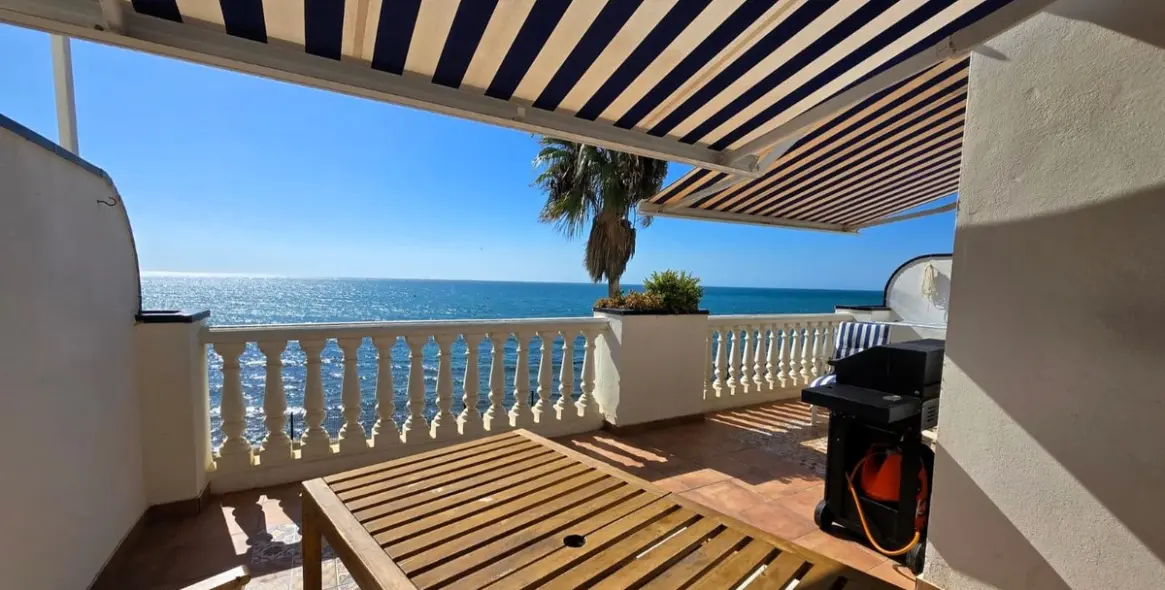 Venta de apartamento en planta media en Mijas Costa 1
