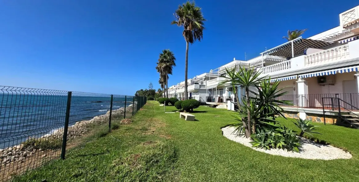Venta de apartamento en planta media en Mijas Costa 4