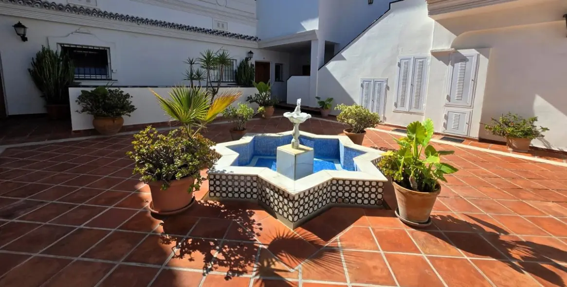 Venta de apartamento en planta media en Mijas Costa 16