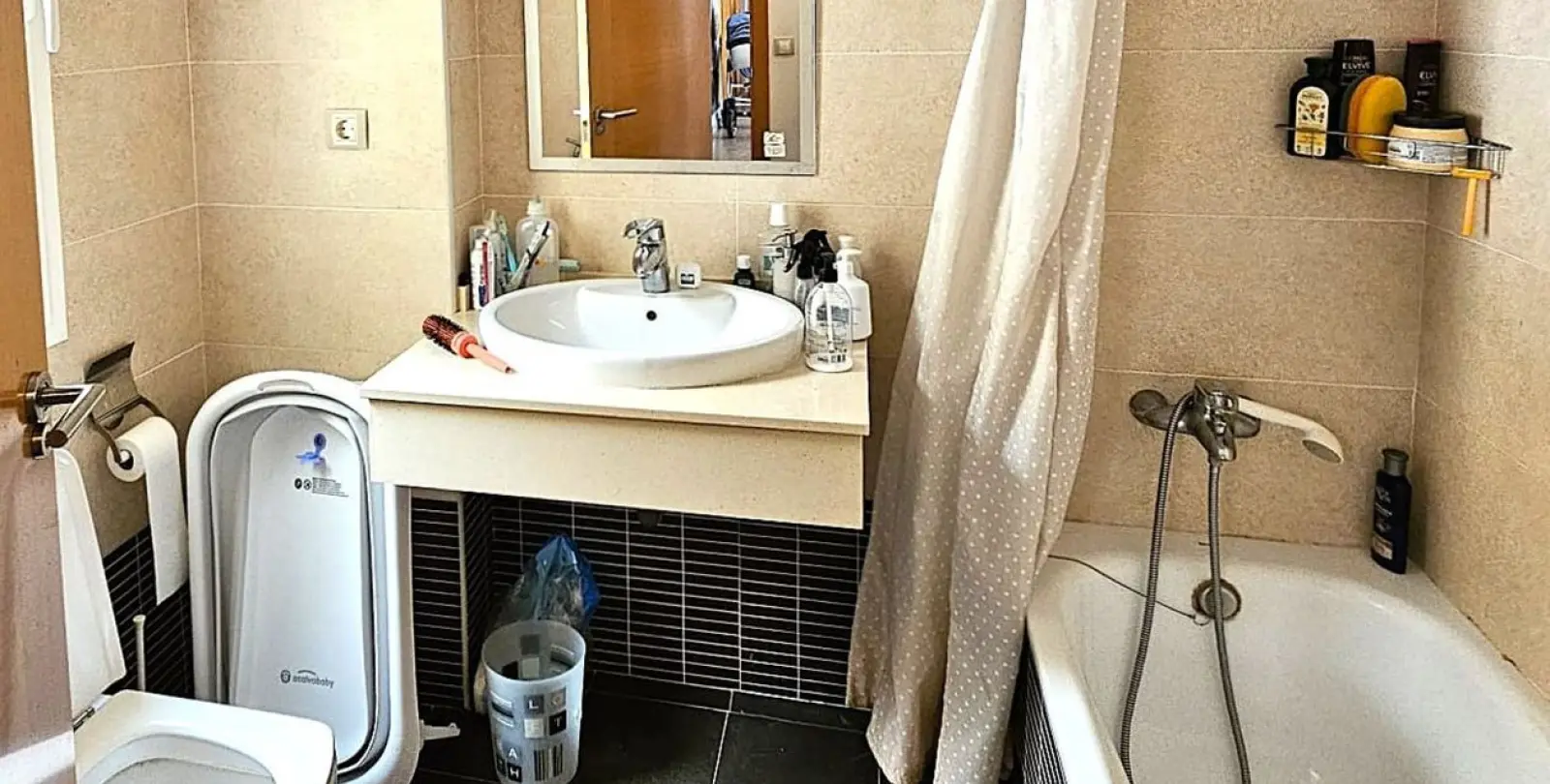 Sale of middle floor apartment in Estepona 7