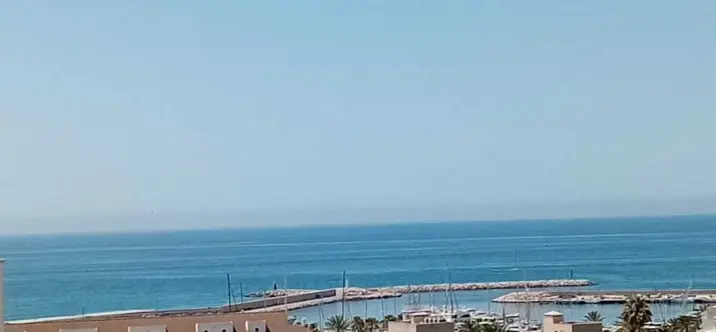 Venta de ático dúplex en Estepona 0