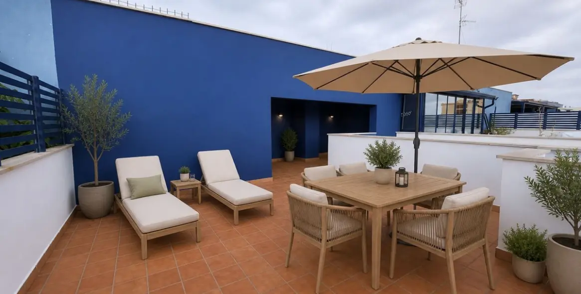Venta de ático dúplex en Estepona 3