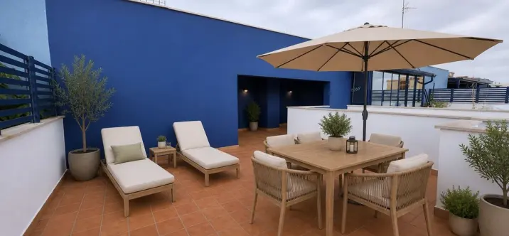 Venta de ático dúplex en Estepona 2