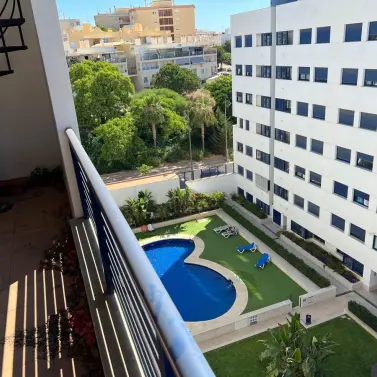 Venta de ático dúplex en Estepona