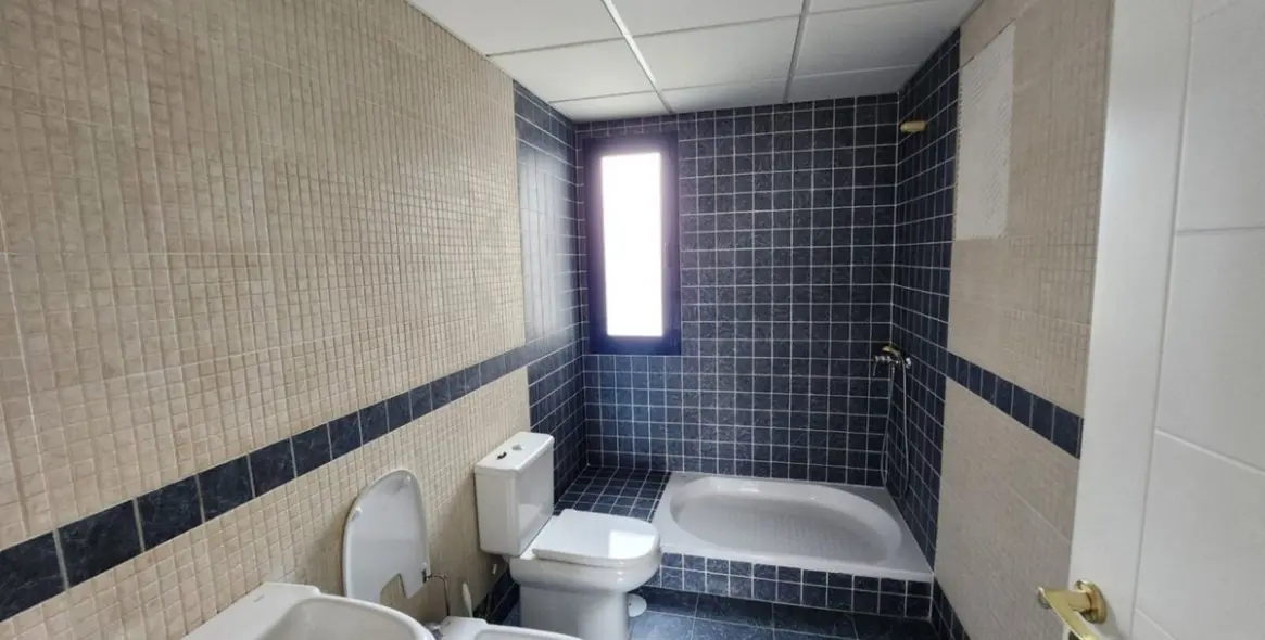 Venta de ático dúplex en Estepona 12