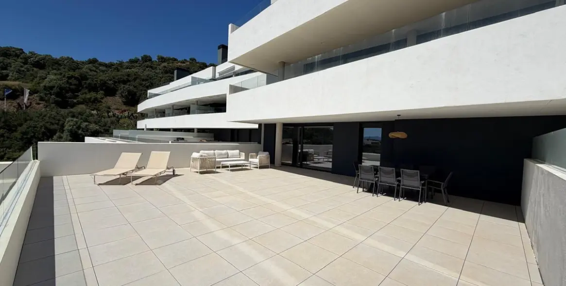 Alquiler a largo plazo de apartamento en planta media en Marbella 3