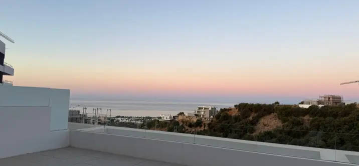 Alquiler a largo plazo de apartamento en planta media en Marbella 4
