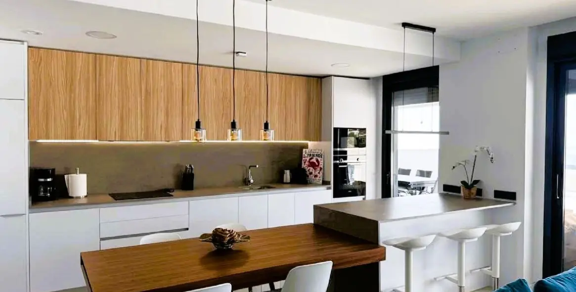 Alquiler a largo plazo de apartamento en planta media en Marbella 13