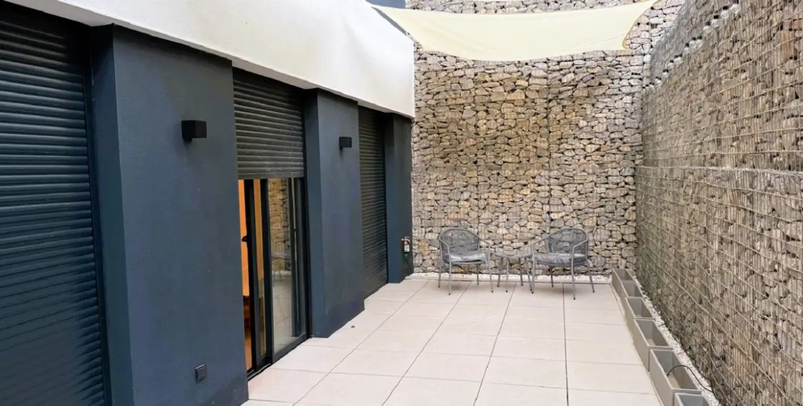 Alquiler a largo plazo de apartamento en planta media en Marbella 30