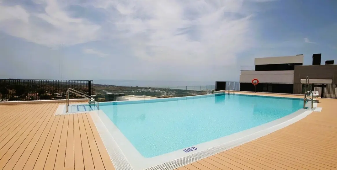 Alquiler a largo plazo de apartamento en planta media en Marbella 34