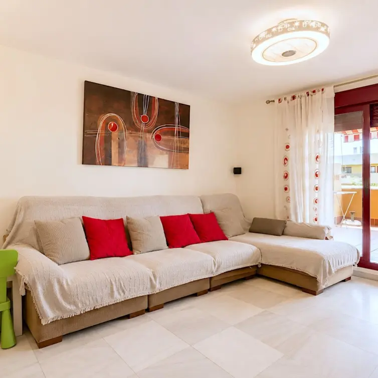 Sale of middle floor apartment in La Cala de Mijas