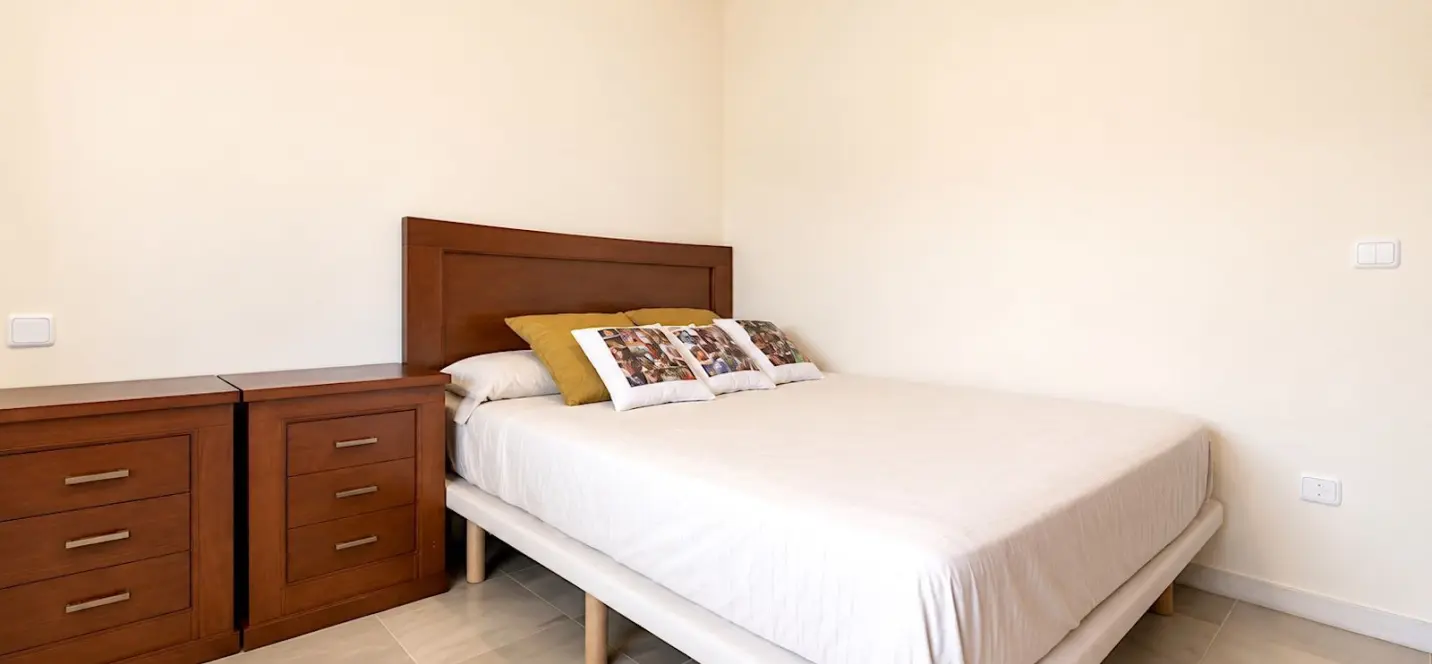 Sale of middle floor apartment in La Cala de Mijas 4