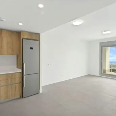 Продажа апартаментов на среднем этаже в Benalmadena