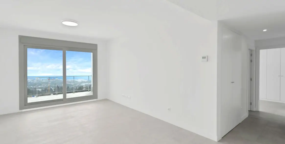 Продажа апартаментов на среднем этаже в Benalmadena 4