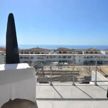 Sale of middle floor apartment in Benalmadena