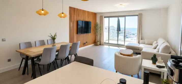 Sale of middle floor apartment in Benalmadena 2