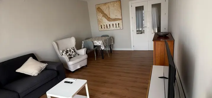 Sale of middle floor apartment in Benalmadena 1