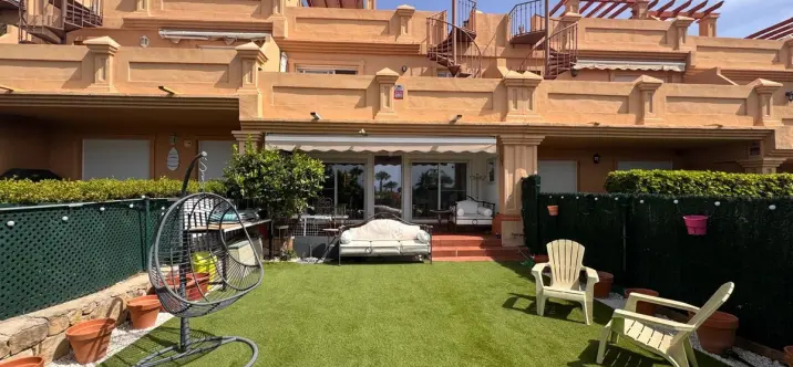 Продажа таунхауса в Estepona 2