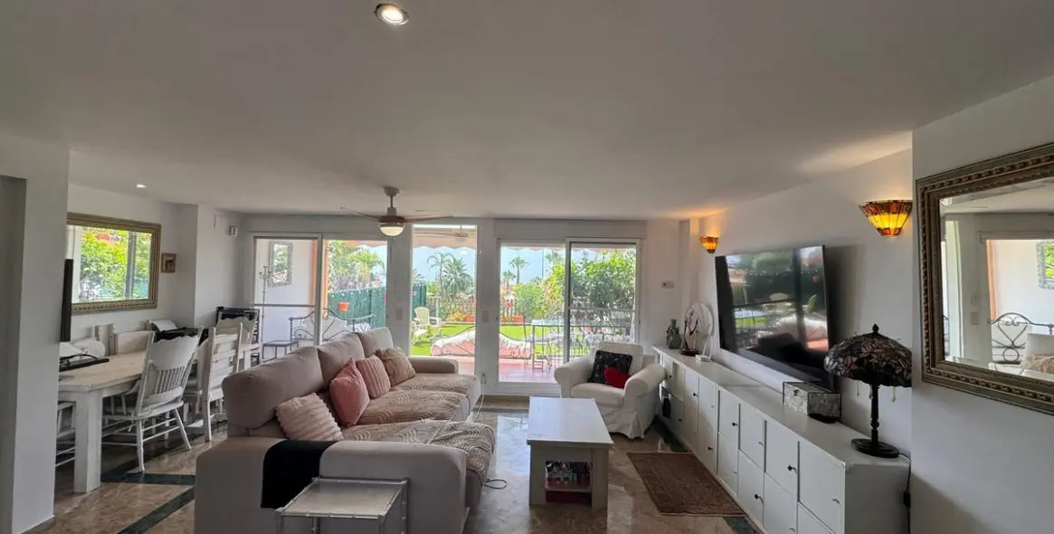 Продажа таунхауса в Estepona 4