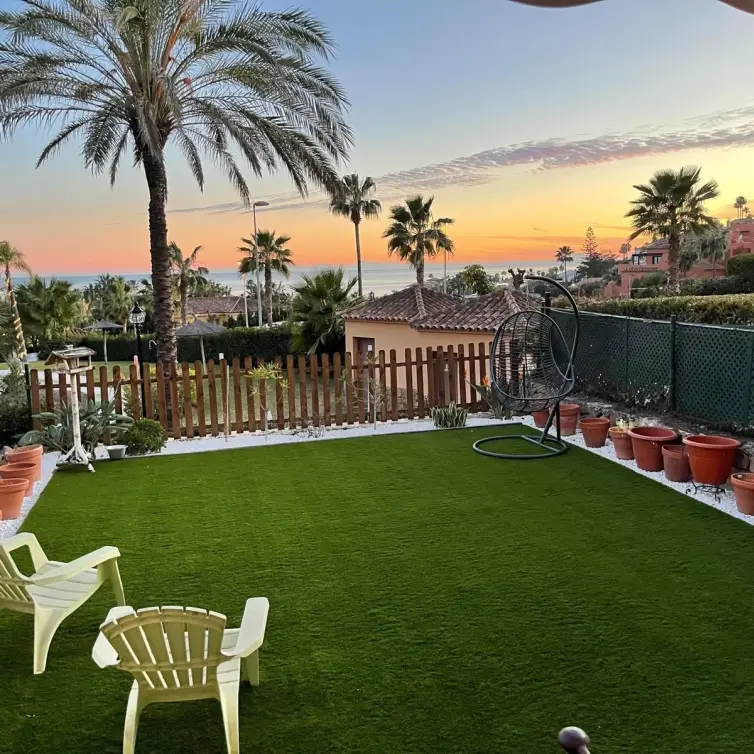Sale of townhouse in Estepona
