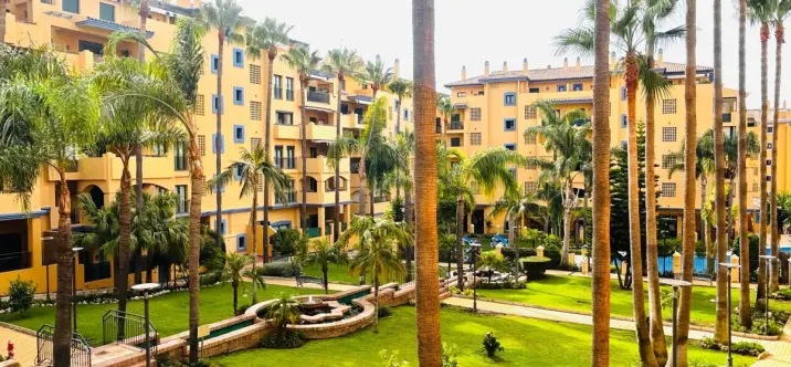 Venta de apartamento en planta media en San Pedro de Alcántara 4