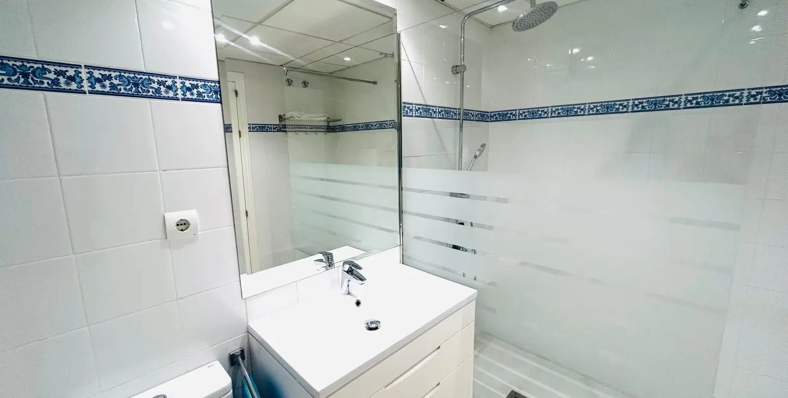 Sale of middle floor apartment in San Pedro de Alcántara 7