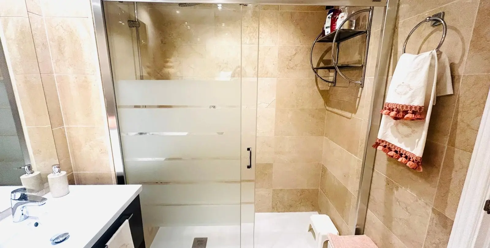 Sale of middle floor apartment in San Pedro de Alcántara 9