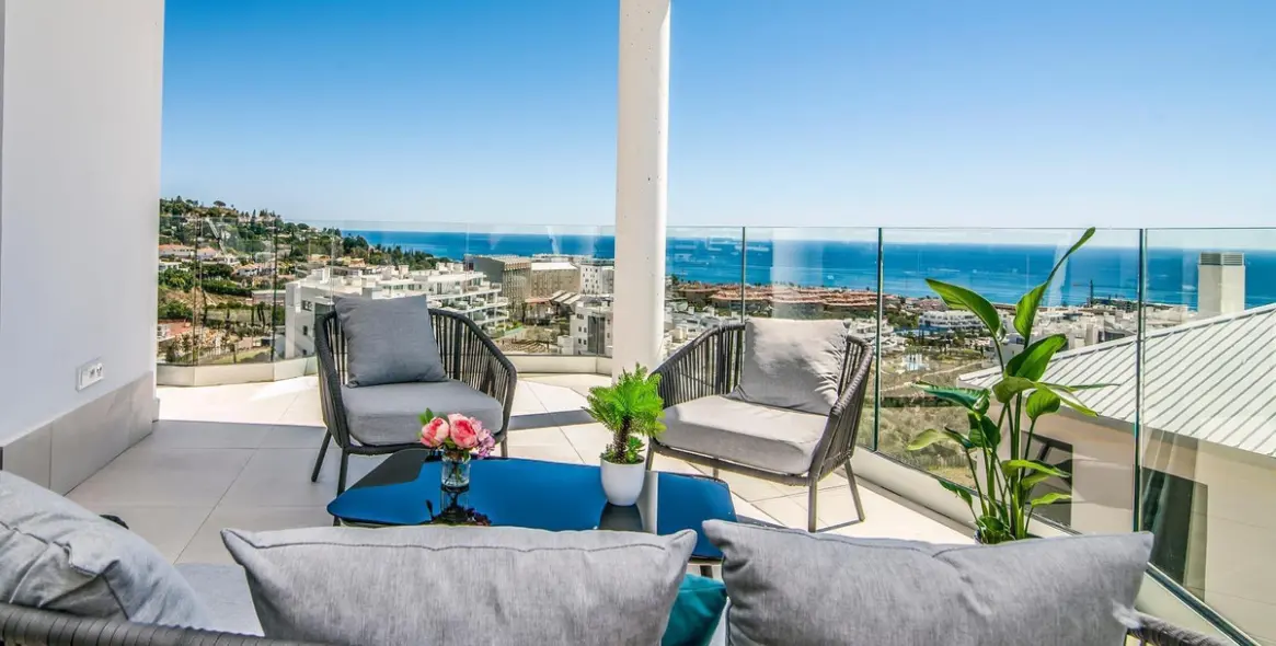 Sale of ground floor apartment in Fuengirola 1