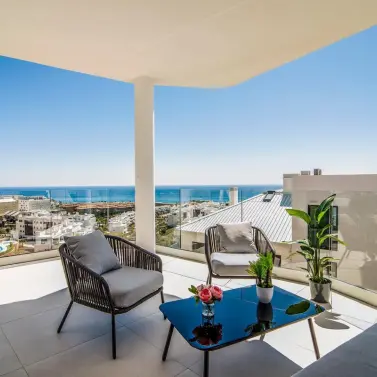 Sale of ground floor apartment in Fuengirola