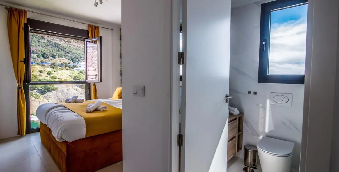 Sale of ground floor apartment in Fuengirola 19