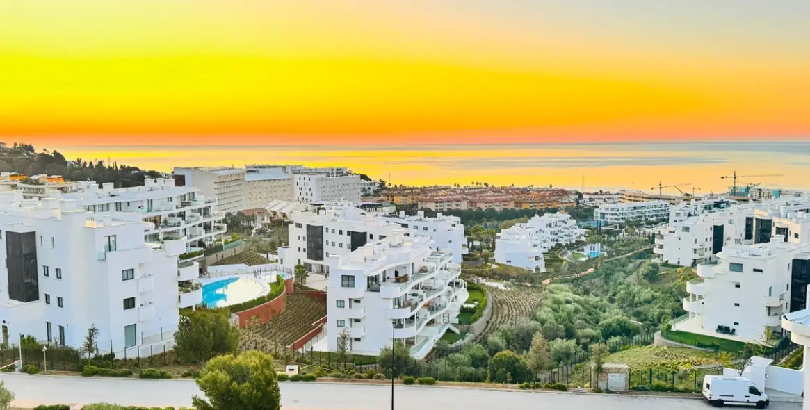 Sale of ground floor apartment in Fuengirola 30