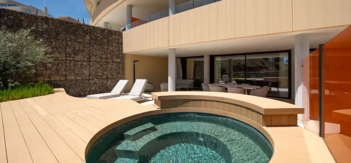 Продажа апартаментов на первом этаже в Fuengirola 2