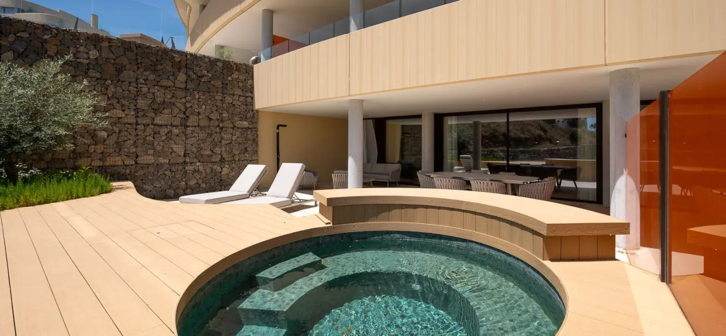 Venta de apartamento en planta baja en Fuengirola 2