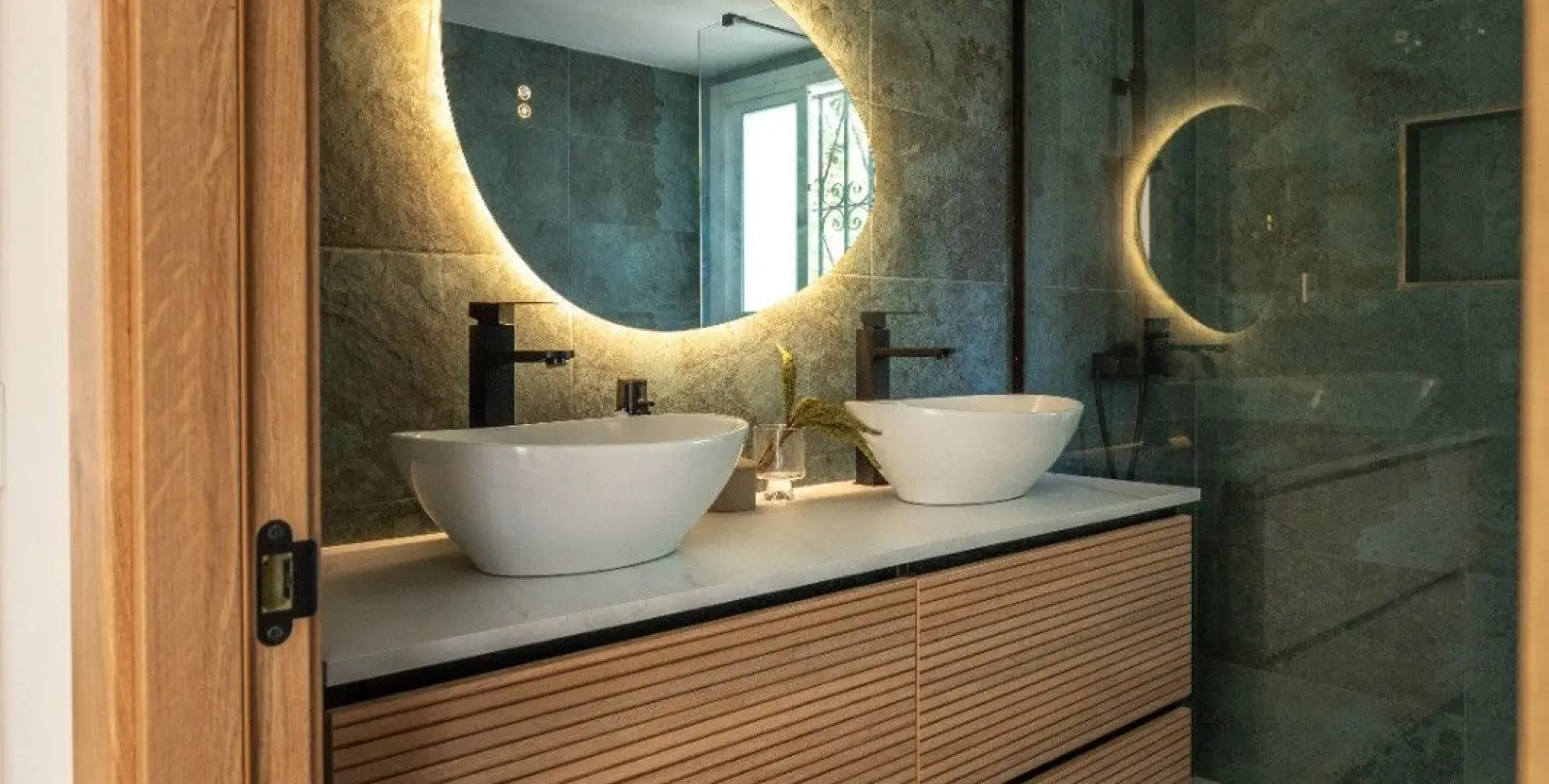 Sale of penthouse in Nueva Andalucía 17