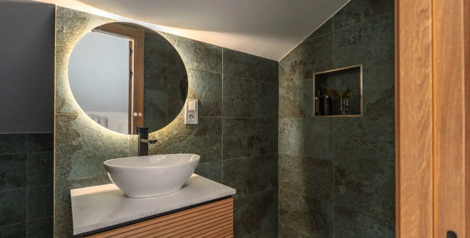 Sale of penthouse in Nueva Andalucía 22