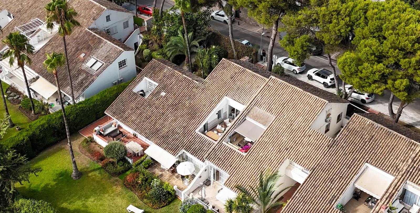Sale of penthouse in Nueva Andalucía 43