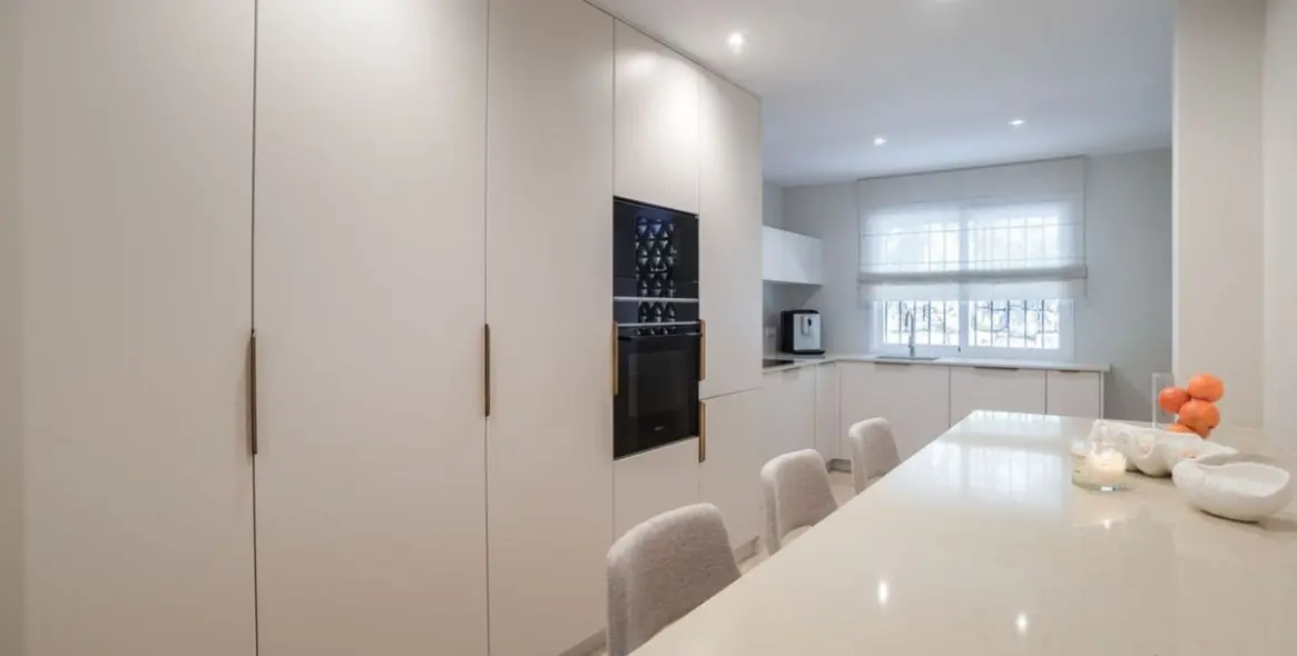 Venta de apartamento en planta baja en Marbella 4