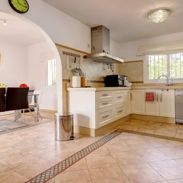 Venta de villa independiente en Casares