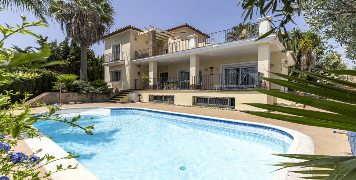 Venta de villa independiente en Casares 5