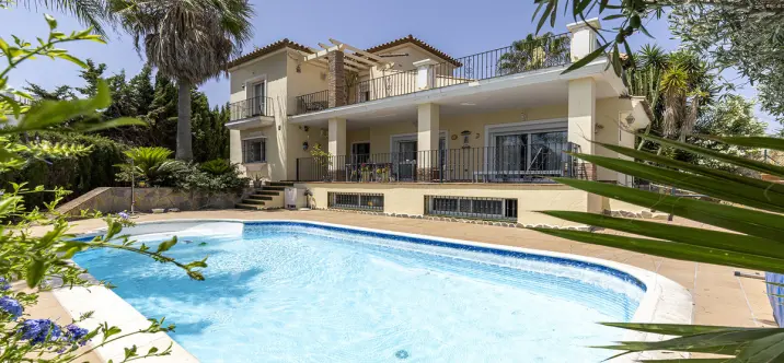 Venta de villa independiente en Casares 4