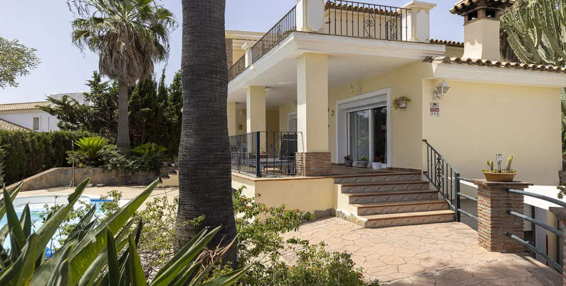 Venta de villa independiente en Casares 29