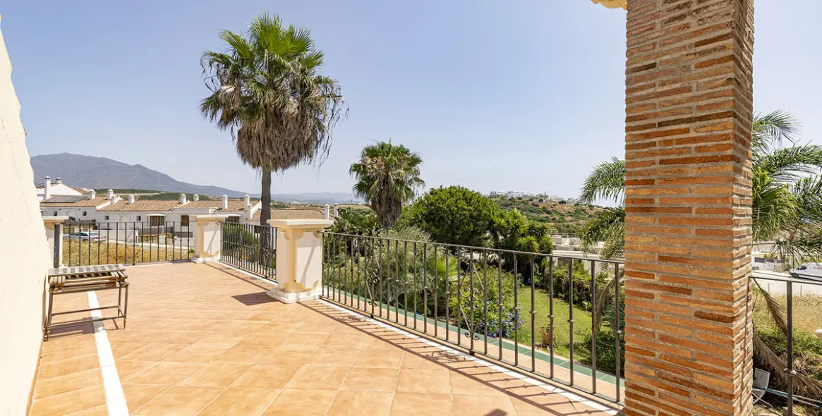 Venta de villa independiente en Casares 34