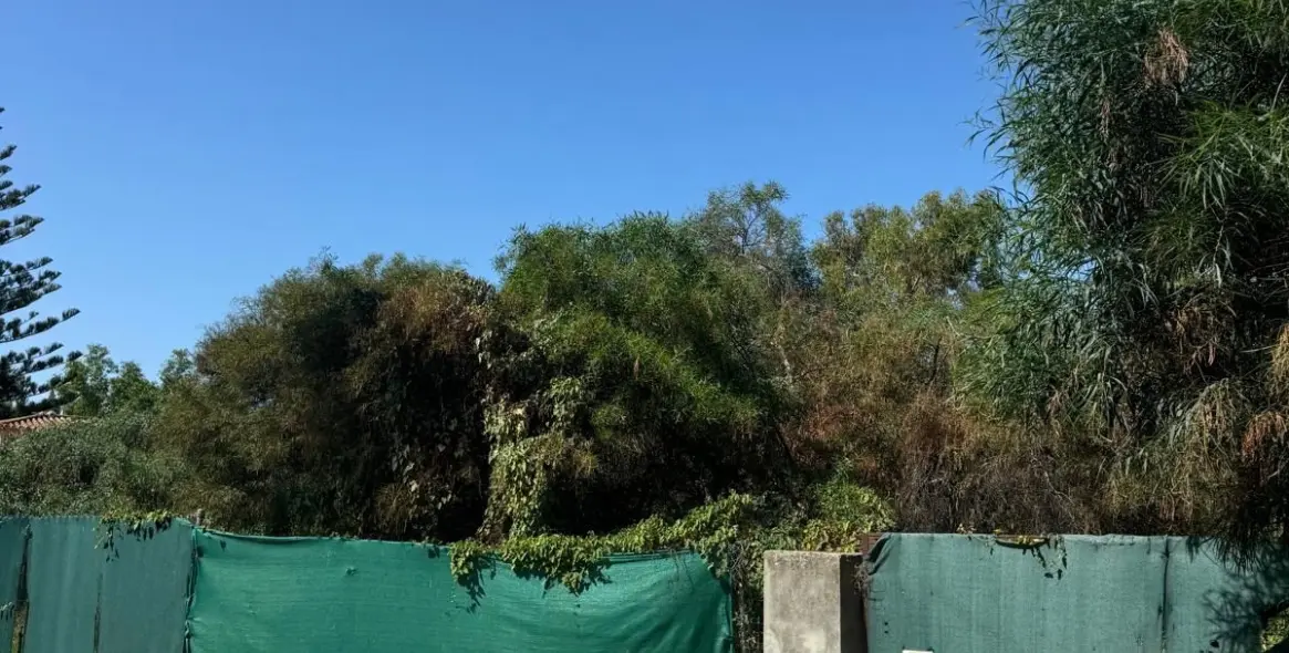 Venta de parcela residencial en Atalaya 5