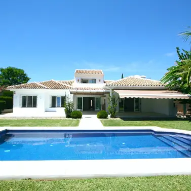 Venta de villa independiente en Mijas Golf