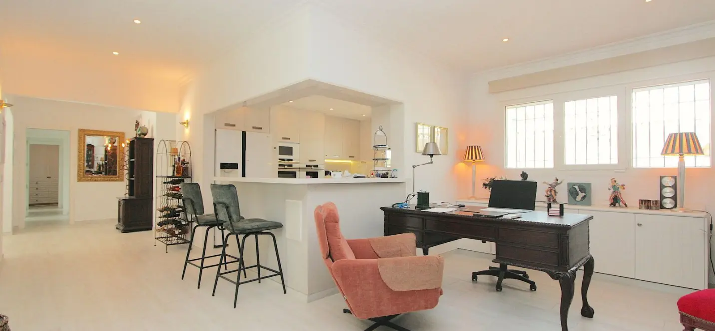 Sale of detached villa in Mijas Golf 4