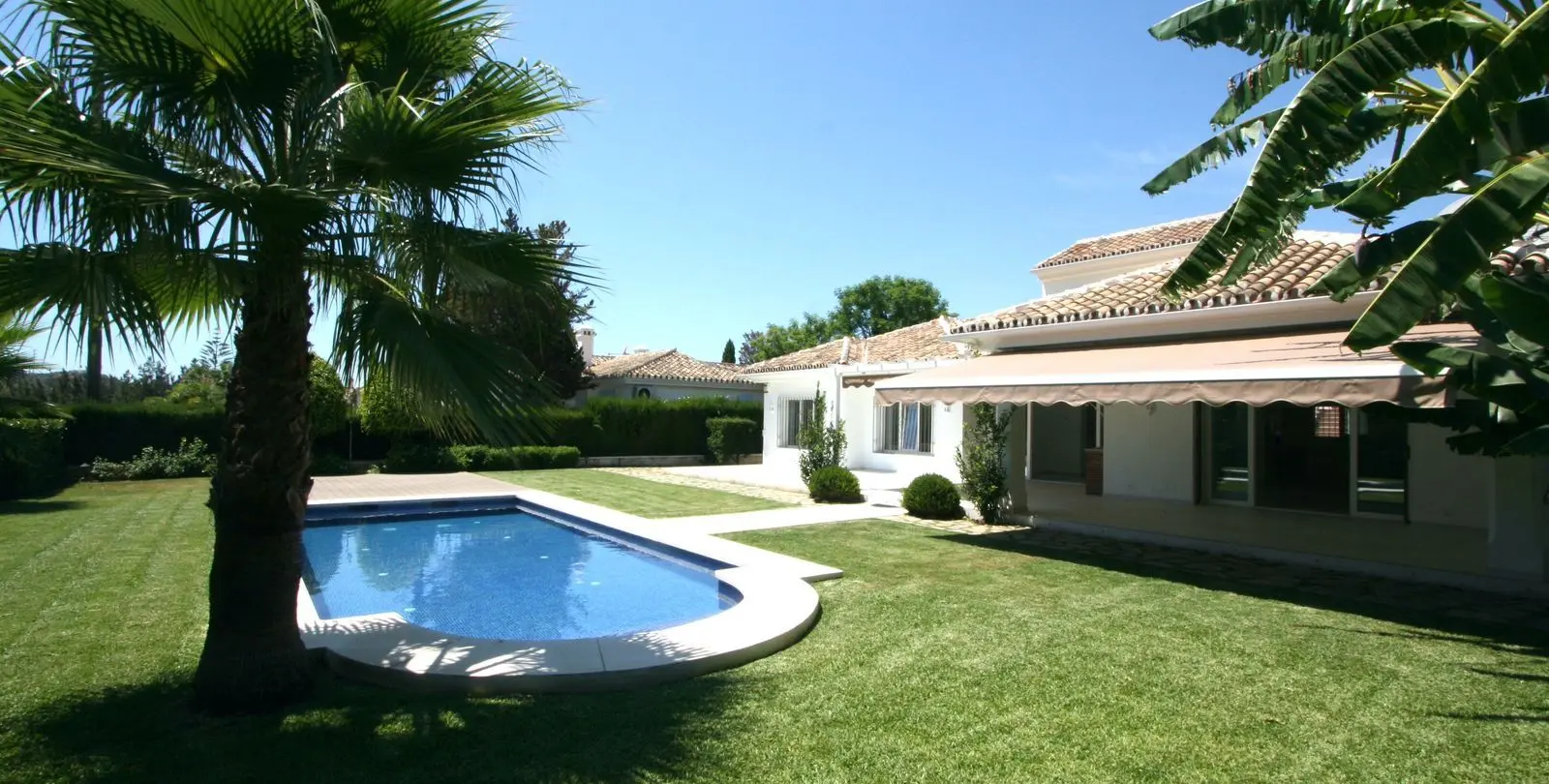Sale of detached villa in Mijas Golf 30
