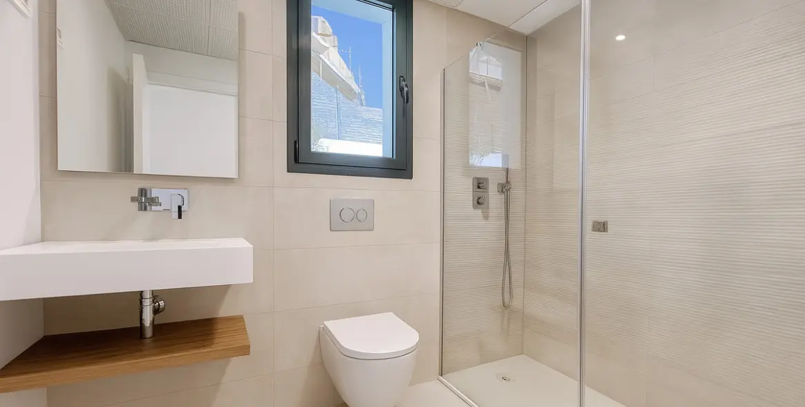 Venta de ático dúplex en La Quinta 16