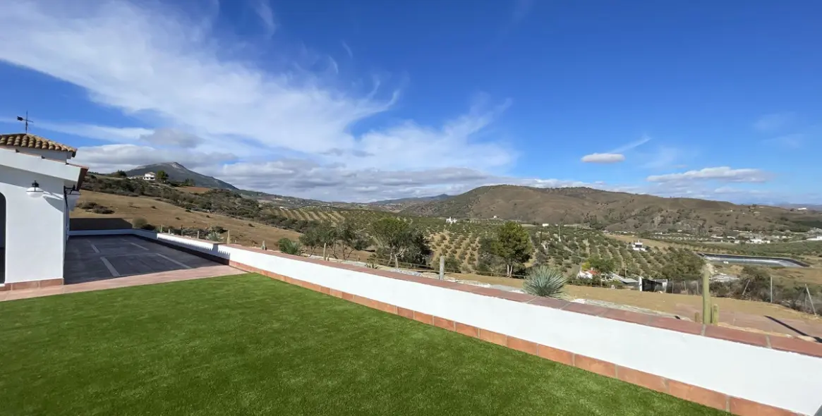 Venta de finca - cortijo en Casarabonela 2