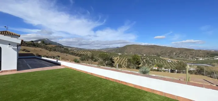 Venta de finca - cortijo en Casarabonela 1