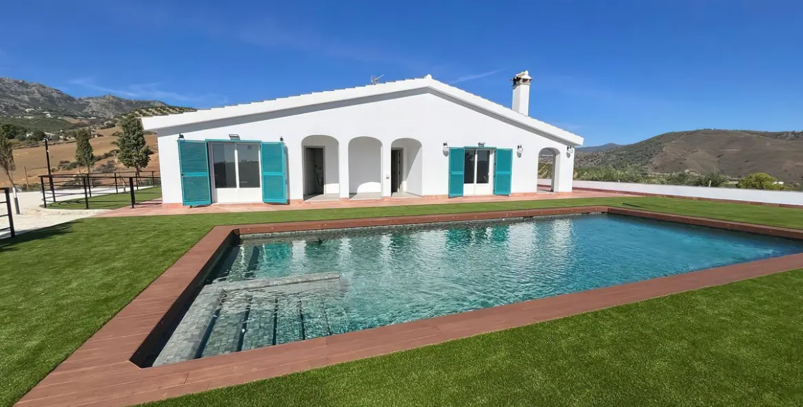 Venta de finca - cortijo en Casarabonela 4